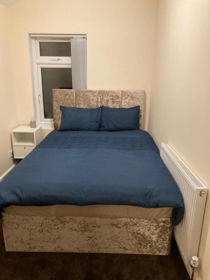 Homely 3-Bed House In Bham 15 Min From City Centre Birmingham Buitenkant foto